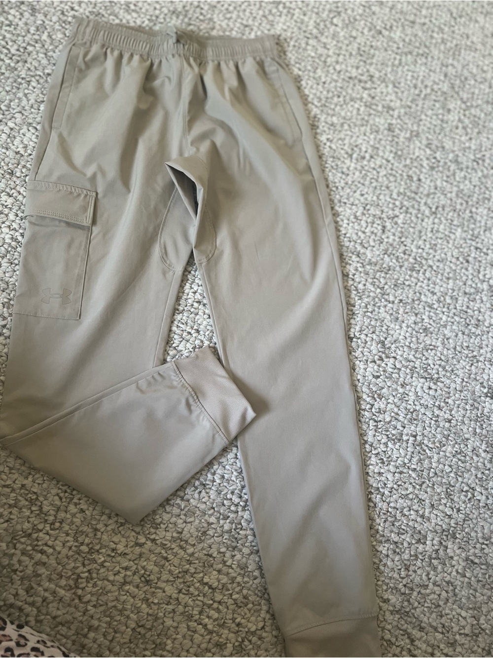 Under Armour boys Light Tan Cargo Joggers